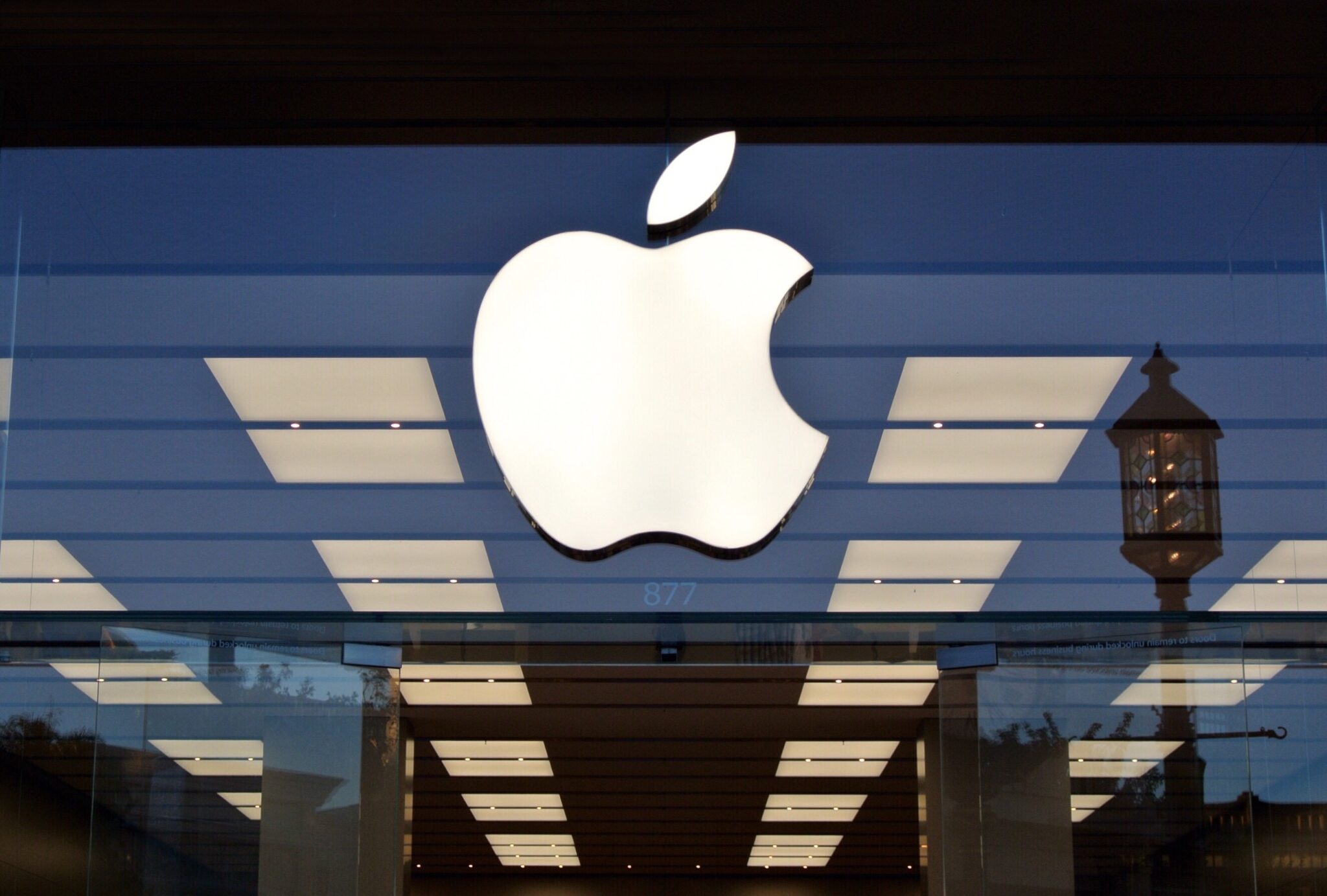 Apple acusado por prácticas anticompetitivas en Europa