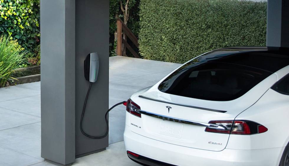 Tesla aspira convertir cada hogar en una planta energética