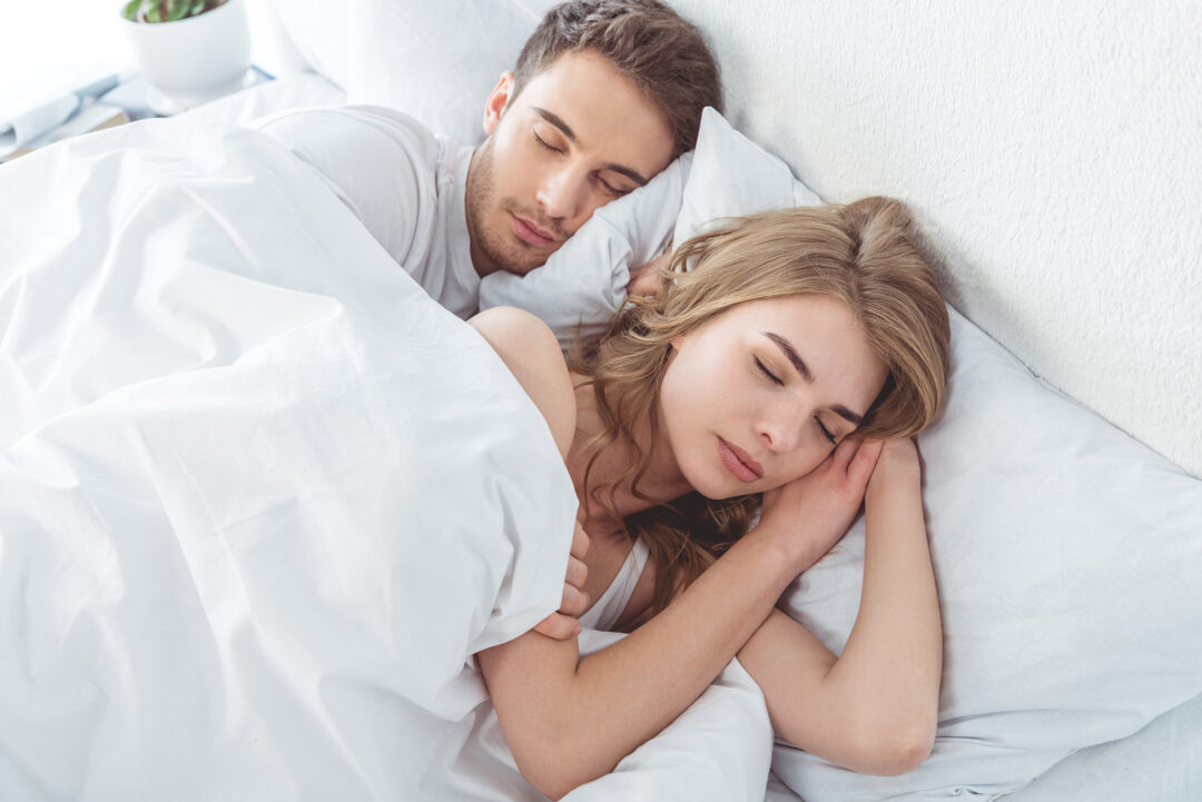 ¿Por qué a la mujer le afecta dormir mal?