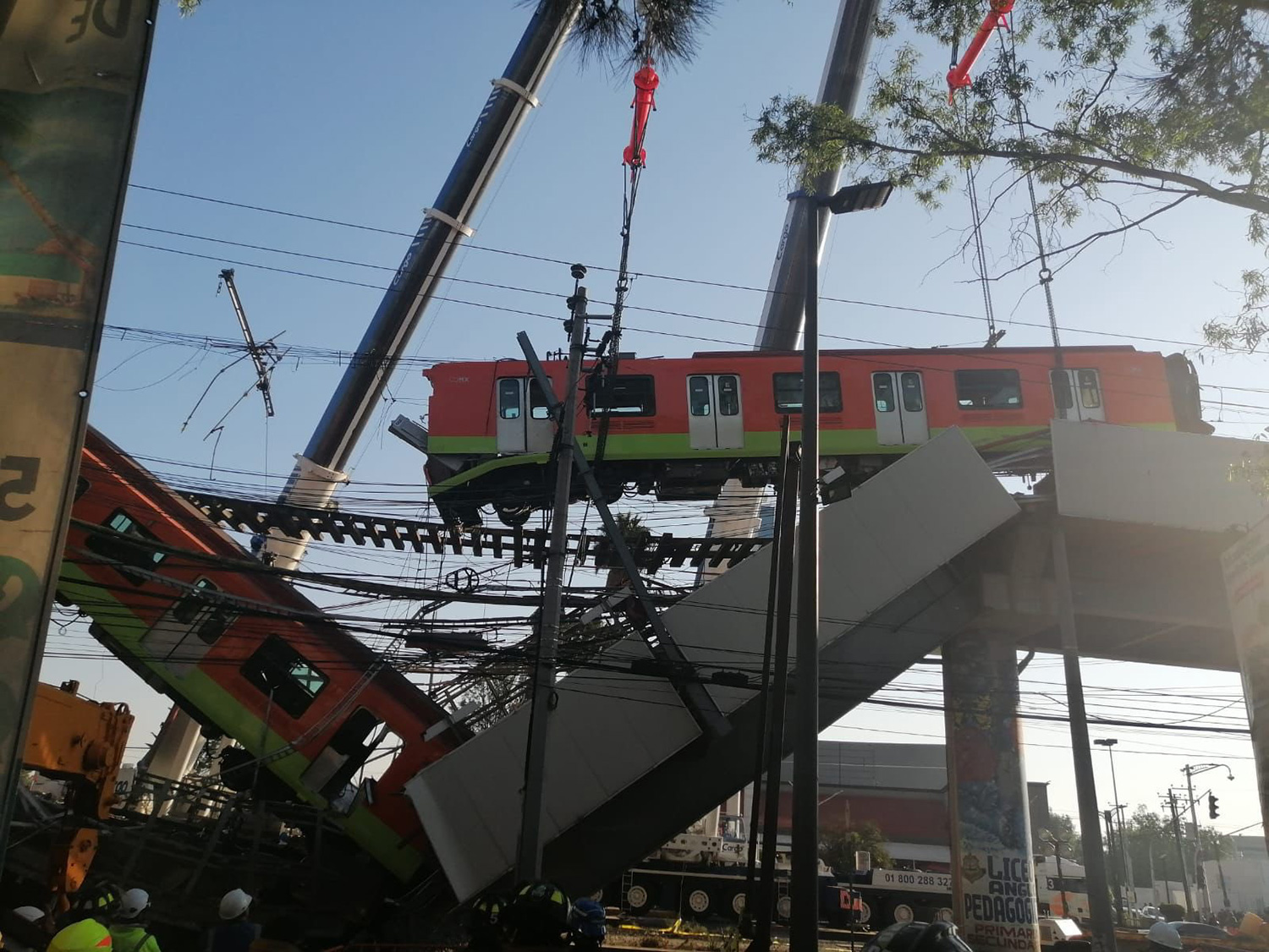 Ciudad de México: colapsa estructura de la línea 12 del Metro con saldo trágico