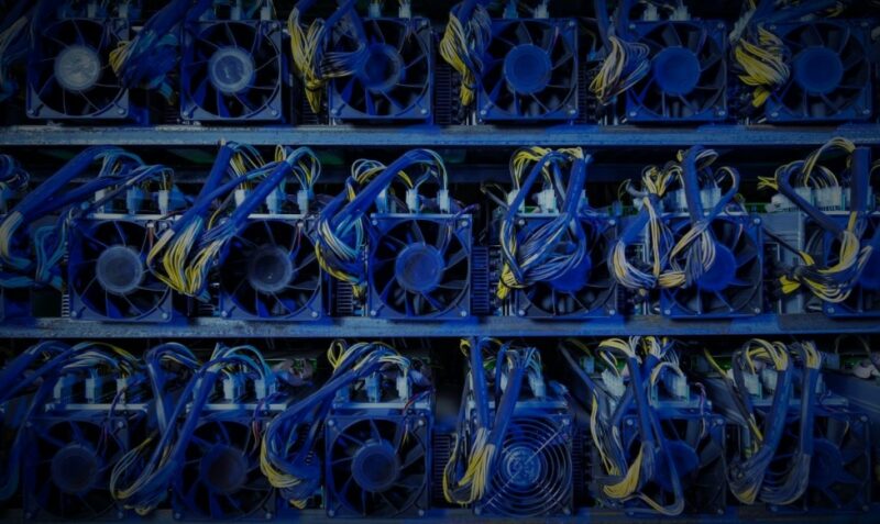 China ayuda al desplome del Bitcoin, bloquea transacciones de criptomonedas, entre otros bloqueos.