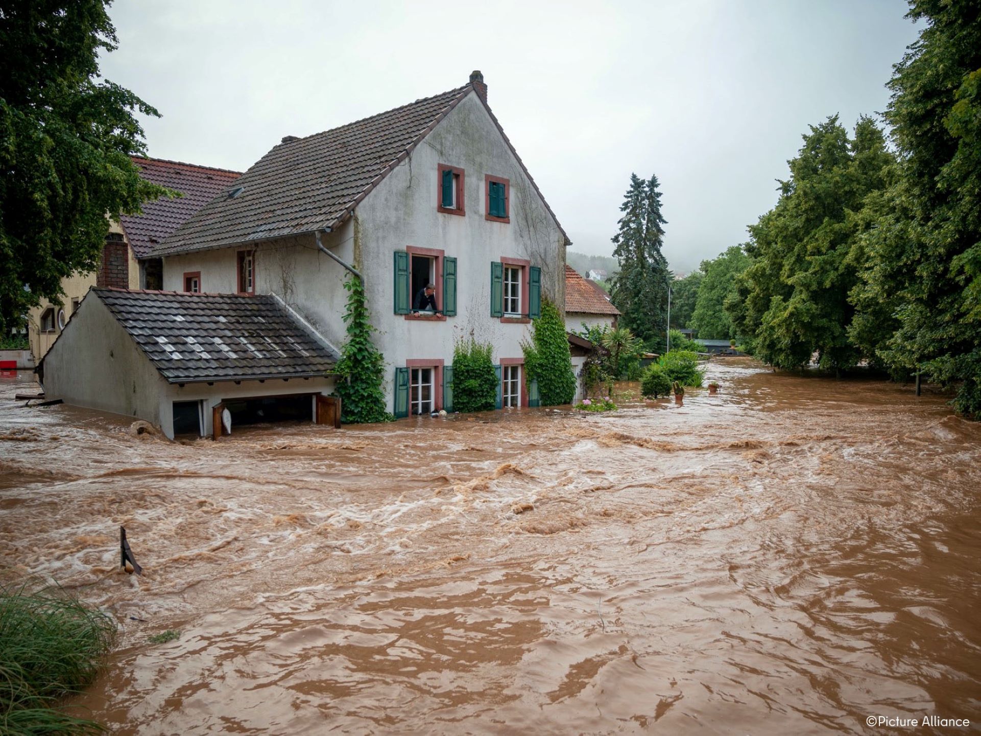 Polémica tras la tragedia por inundaciones en Alemania