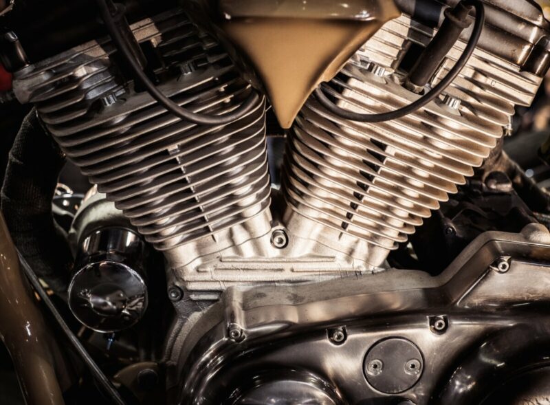 ¿Cuándo hacer el cambio de aceite de una motocicleta?