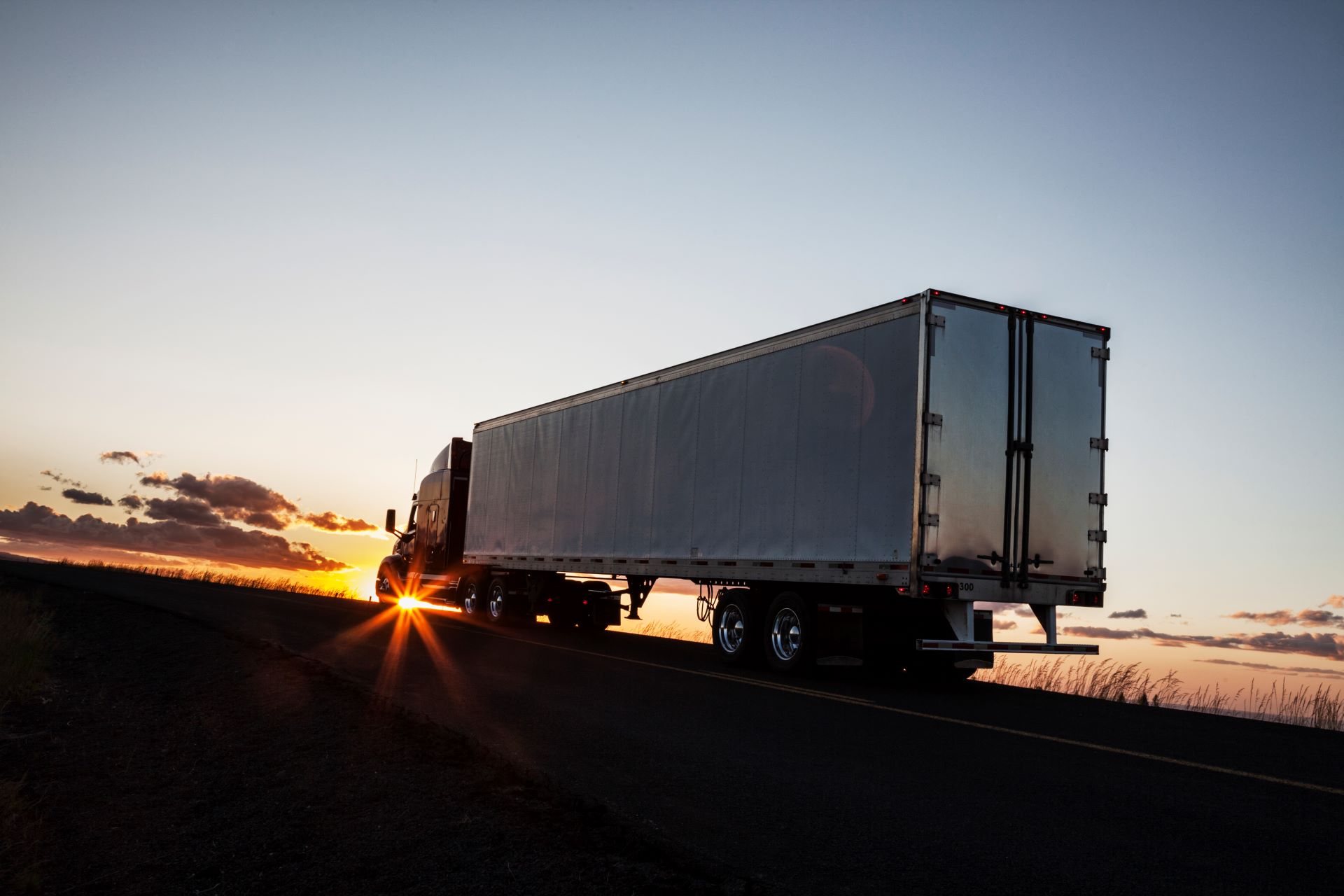 Escasez de camioneros pone en jaque al comercio