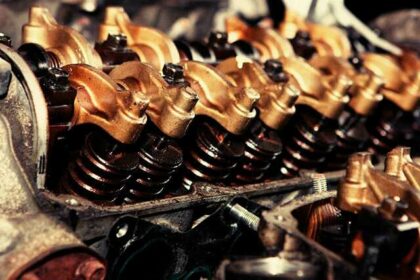 ¿Qué es una válvula de un motor?