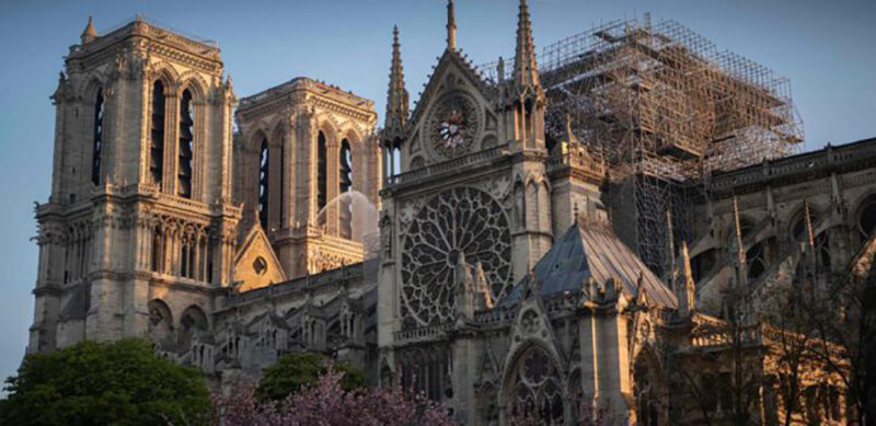 Salvemos Notre Dame