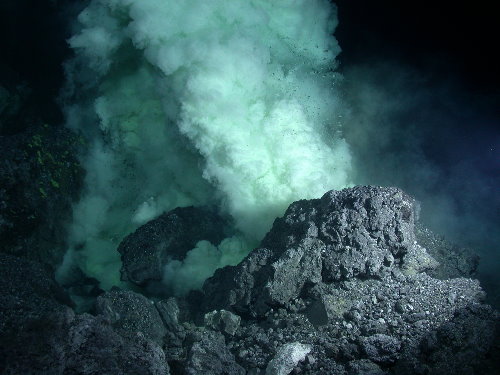 Volcanes submarinos, sacudidas sísmicas