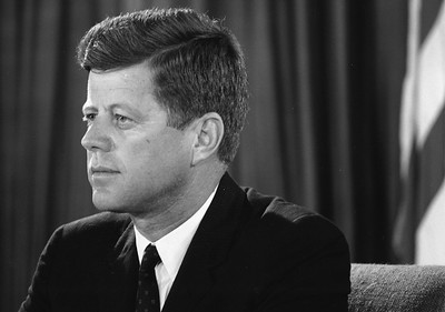 Documental Tras la pista de los verdaderos asesinos de JFK